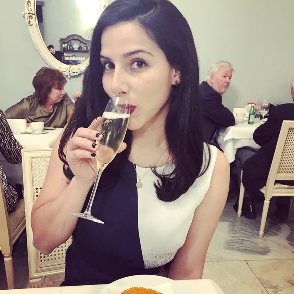 Meet your Posher, Shelagh - Picture 5 of 7